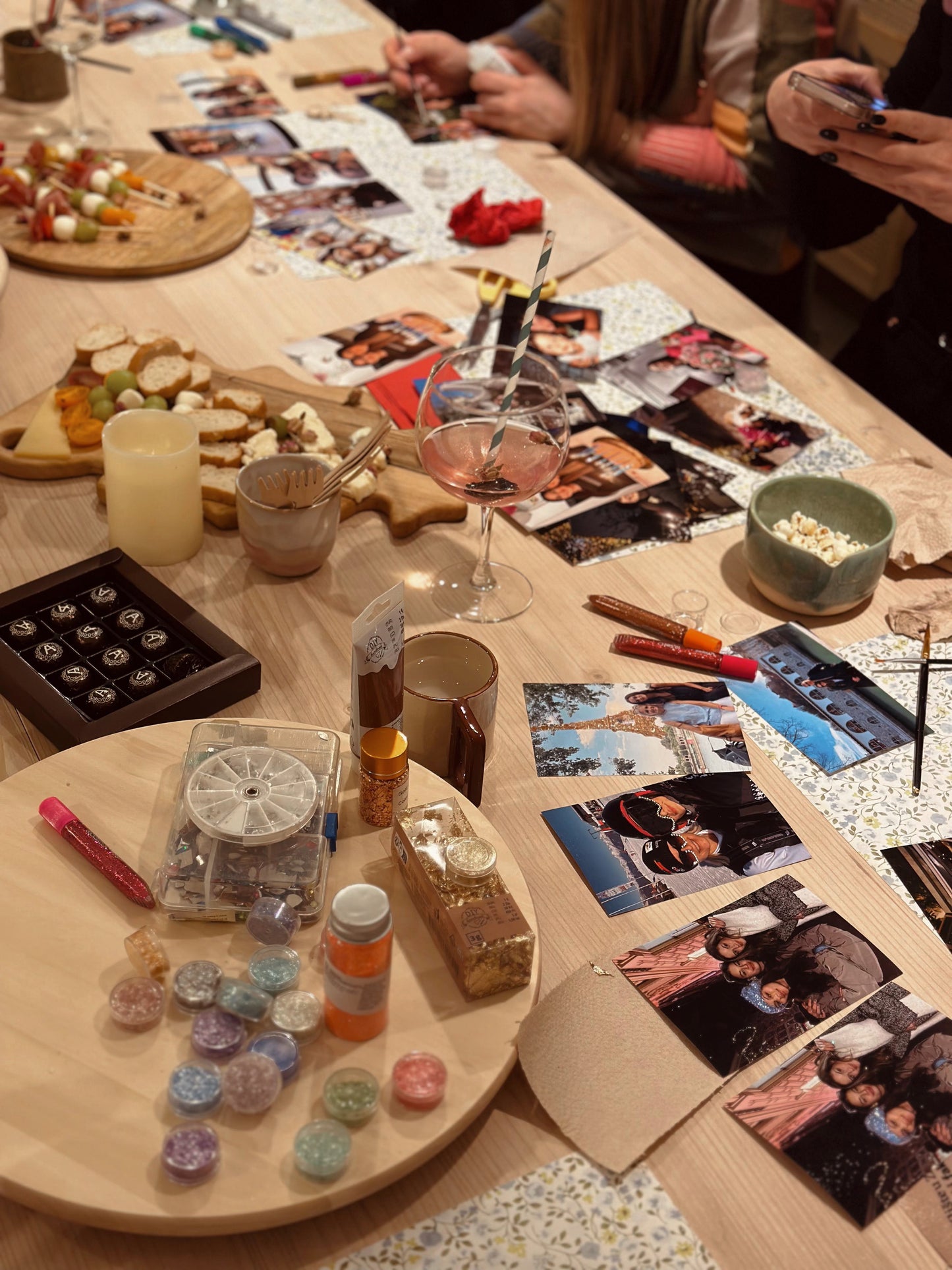 Glitter&Gin 8.3. ZAGREB / Dan Žena