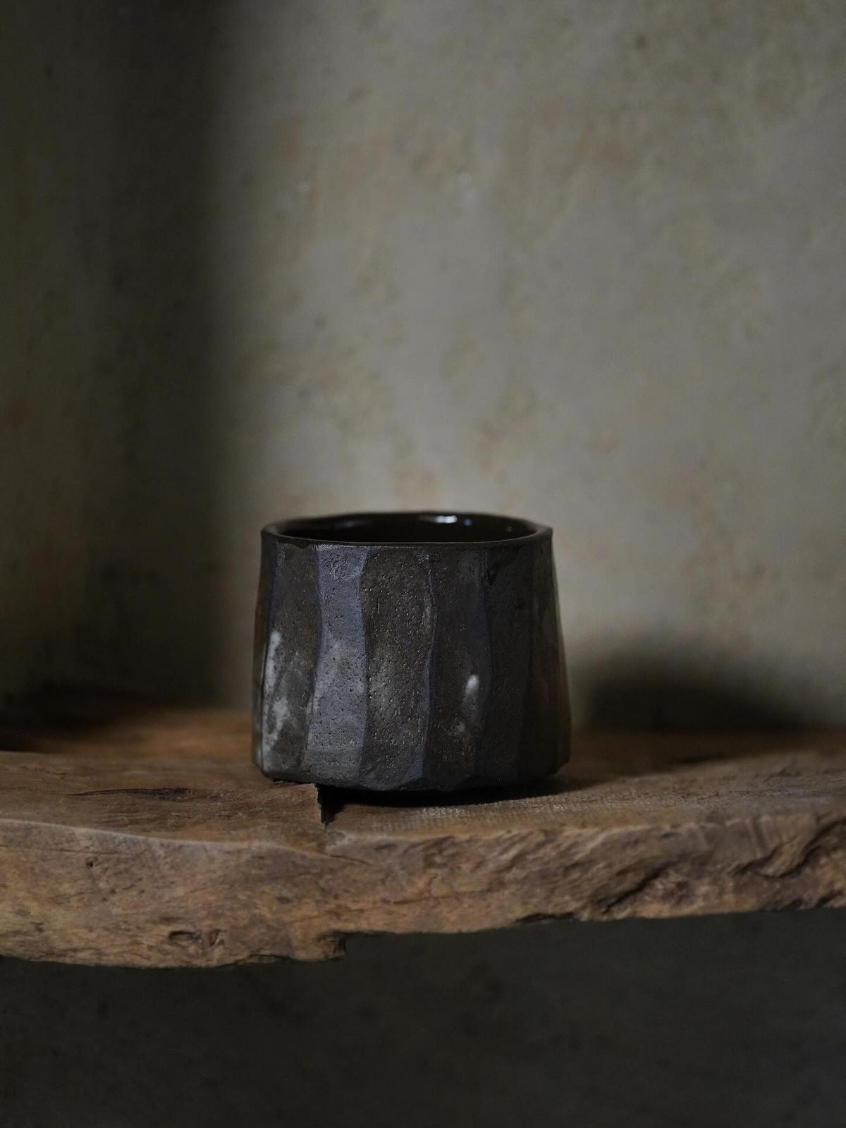 Kurinuki radionica - set šalica od crne gline - ZAGREB